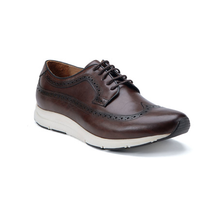 Erick // Brown (US: 9)