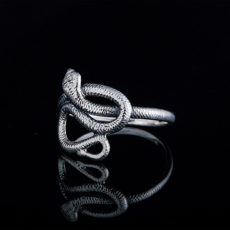 Tiny Snake Ring II // Silver (5)