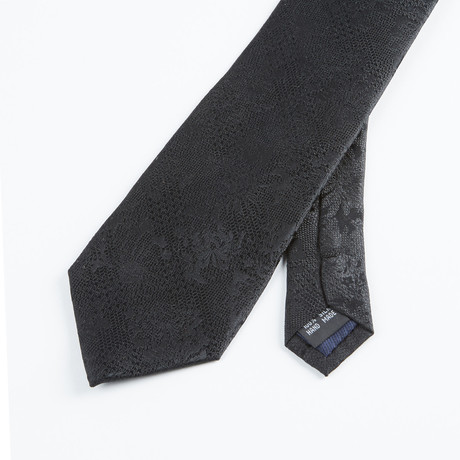 Bruno Piattelli Subtle Floral // Black