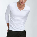 V-Neck Long Sleeve Tee // White (M)