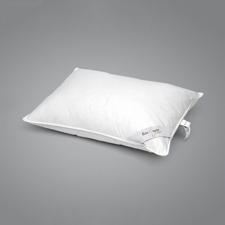 Enchante Home Luxury Pillow // Medium (Queen)