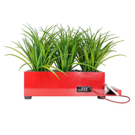 PowerPlant 4-Port Tall Grass Charging Station // Red