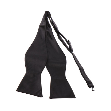 Self-Tie Bow Tie // Solid Black I