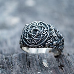 Viking Collection // Oak Leaves + Jormungandr Ring // Silver (9)