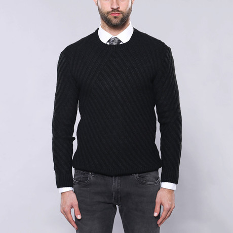 Shawn Slim Fit Circle Neck Knit Sweater // Black (S)