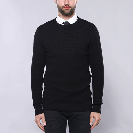 Daniel Slim Fit Circle Neck Knit Sweater // Black (S)