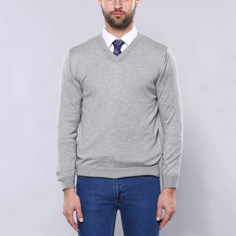 Erickson Slim Fit V-Neck Knit Sweater // Gray (S)