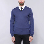 Leaf Slim Fit V-Neck Knit Sweater // Blue (M)