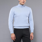 Roberto Slim Fit Turtleneck Knit Sweater // Light Blue (M)