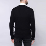 Daniel Slim Fit Circle Neck Knit Sweater // Black (M)