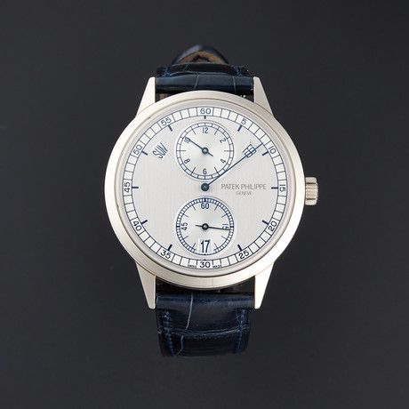 Patek Philippe Annual Calendar Regulator Automatic // 5235G // Pre-Owned