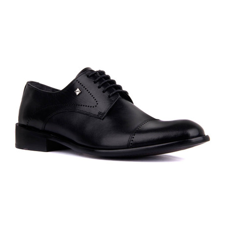 Brian Classic Shoe // Black (Euro: 39)