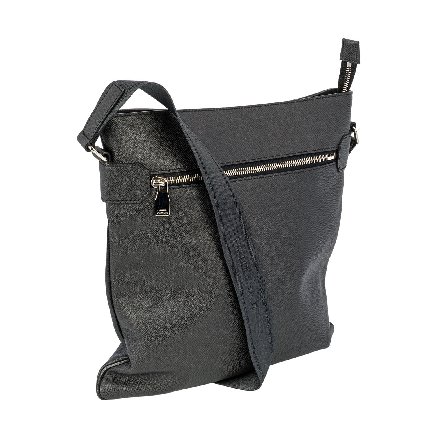Louis Vuitton // Ardoise Taiga Leather Sasha Messenger Bag // Black // Pre-Owned - Hermes, Louis ...