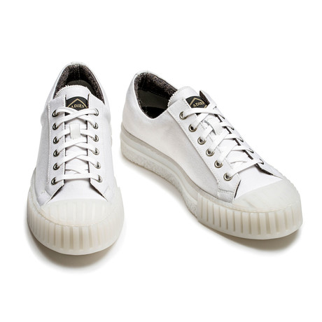 Jasper Sneakers // White (Euro: 39)