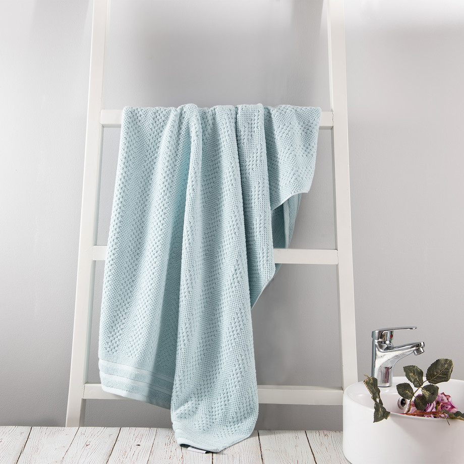 Truly Lou Plush Zero Twist Bath Towels Touch of Modern