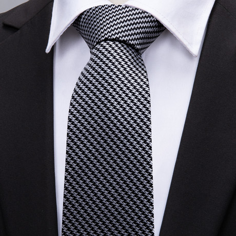 Mallius Silk Tie // Black