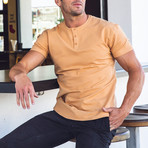 Drop-Cut Short Sleeve Henley // Mojave (S)