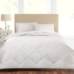 Celliant Performance Comforter // Light Gray (Full/Queen)