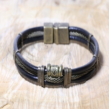 Yanis Leather Bracelet // Black + Gold