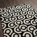 Davii Hand-tufted Contemporary Rug (5' x 7')