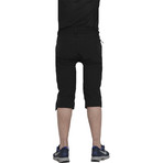 Sanda Capri Pants // Black (L)