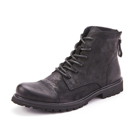 Powerful Rocker Ankle Boots // Black (Euro: 38)