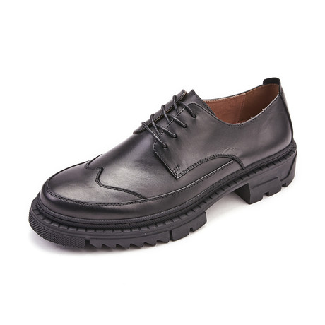 Breathable Oxford Lace-Up // Black (Euro: 38)