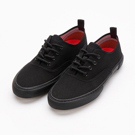 Downsview Sneakers // Black (US: 9)