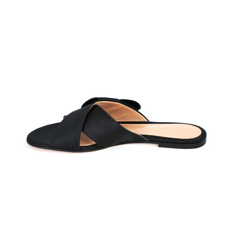 Women's Flats // Raso Black (Euro: 35)