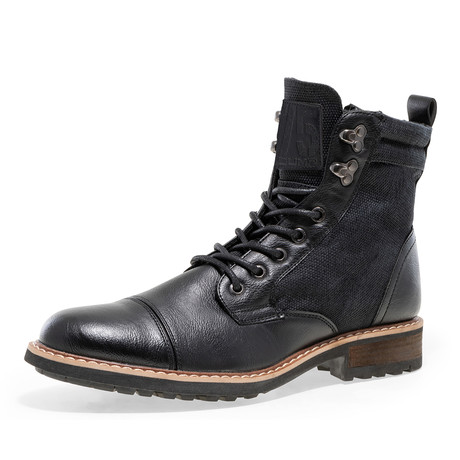 Garret Boot // Black (US: 7)