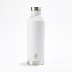 Vacuum Sealed Stainless Steel Bottle // 26 oz (White)