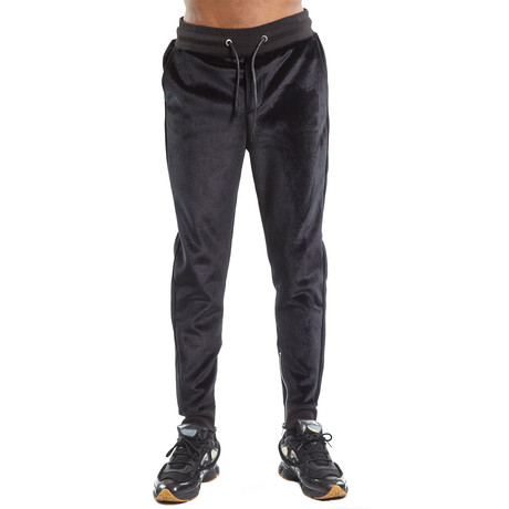 Velour Sweatpants // Black (S)