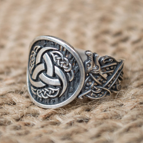 Wolf Collection Ring + Valknut Symbol // Silver (7)