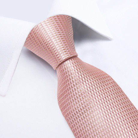 Cristiano Handcrafted Silk Tie // Pink