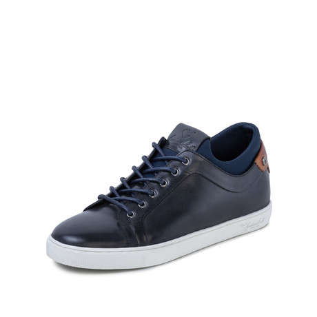 Esteban Plimsoll // Black (UK 6)