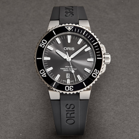 Oris Aquis Automatic // 01 733 7730 7153-07 4 24 63TEB // Store Display