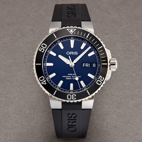 Oris Aquis Automatic // 01 752 7733 4135-07 4 24 64EB // Store Display