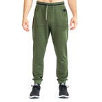 Thruster Jogger // Rifle Green (M)