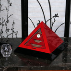 Pyramid Humidor // Red