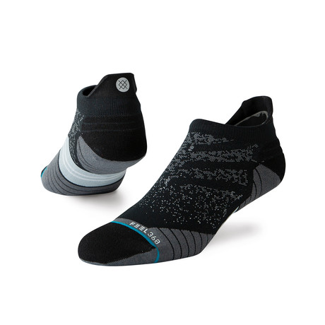 Uncommon Run Tab Socks // Black (M)