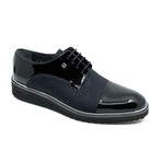 Robin Classic Shoes + Line Pattern // Black (Euro: 43)