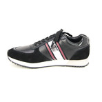 Men's Classic Running Sneaker // Black (Euro: 38)