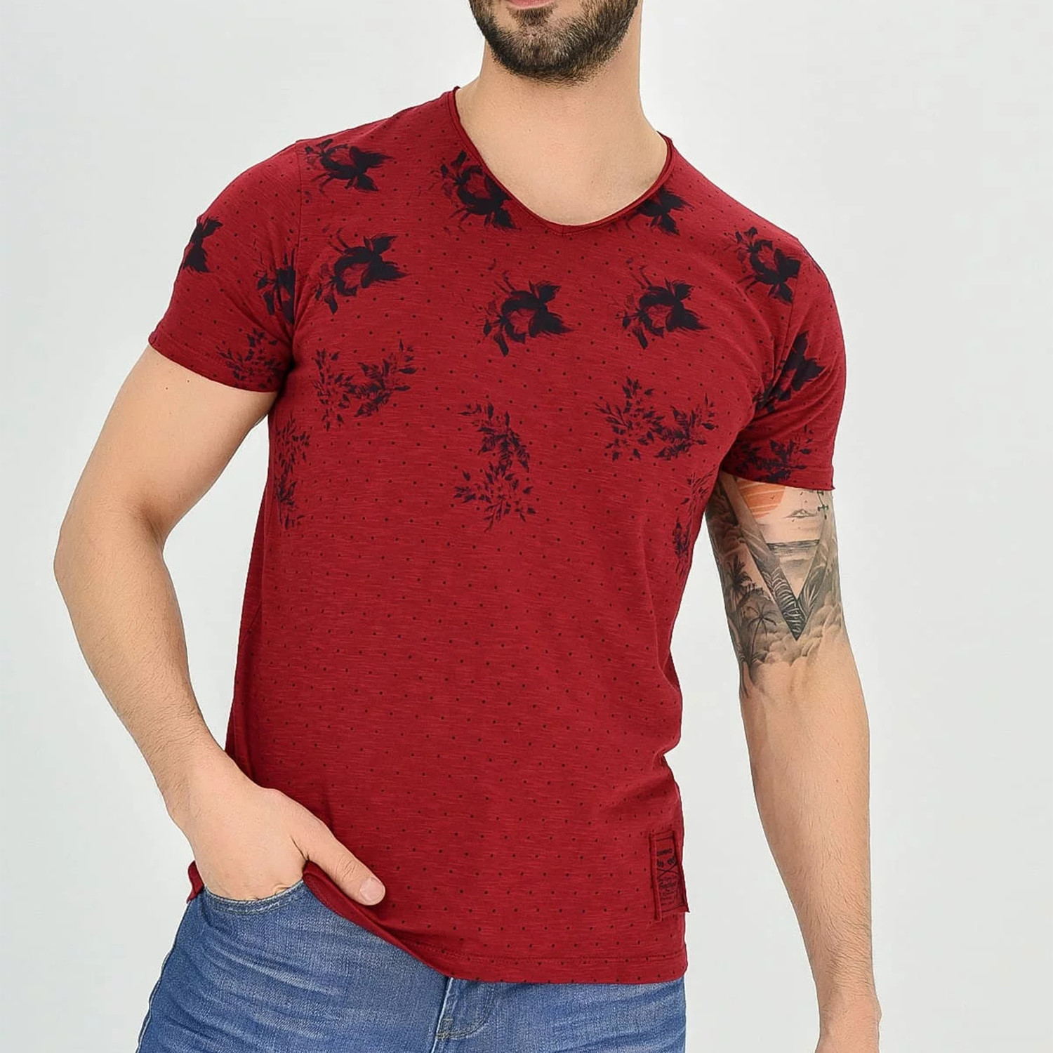 bordeaux color t shirt