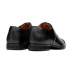 Closer Cap Toe // Onyx (Size 6)