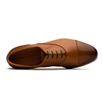 Closer Cap Toe // Honey (Size 6)