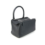 Givenchy // Women's Shoulder Bag V2 // Black