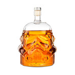 Star Wars Storm Trooper Whiskey Decanter + 2 Shot Glasses