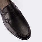 Lucas Loafer // Black (Euro: 39)