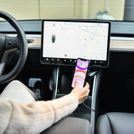 Smartphone Holder + Wireless Car Charger // Tesla Model 3