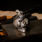 Skull with Vipers // Keyring // Silver // Limited Edition